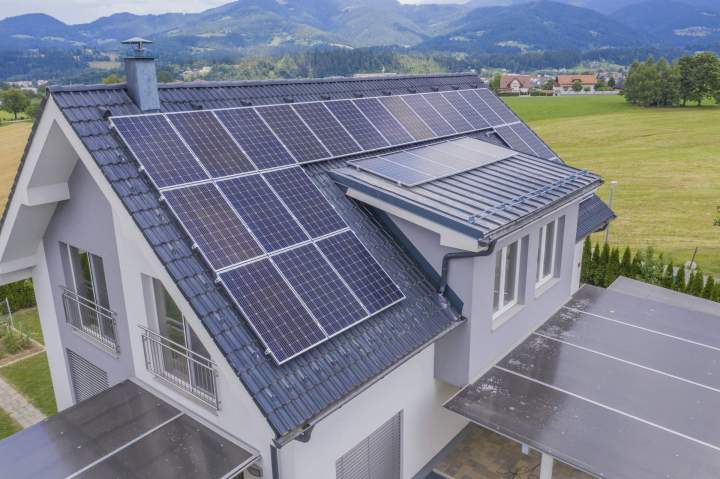 Photovoltaïque à Moirans<br>Fourniture de panneaux photovoltaïques à Moirans<br>Pose de panneaux photovoltaïques à Moirans